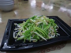 -新峰肉骨茶