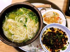 -妈妈故事米线(市府恒隆店)