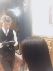 -TWOFACE 双面理发馆