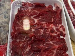 -杨老板·海鲜集市火锅·鲜切牛肉(中防万宝店)
