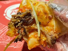 炙烤牛肉比萨-必胜客(阿诗玛店)