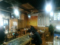 大堂-陇上全荟兰州传统牛肉面(延吉路店)