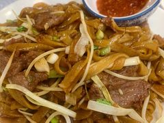 干炒牛河-粤·向群饭店(龙津东路总店)