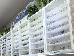 -天空之镜眼镜店蔡司依视路授权店(天通苑店)