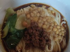 -东三里屯豌杂面