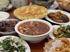 -胡子饮食店