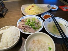 -肖四女乐山跷脚牛肉(南汇大学城生活广场店)