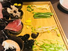 云南过桥米线-云海肴·汽锅鸡·云南菜(高德置地店)