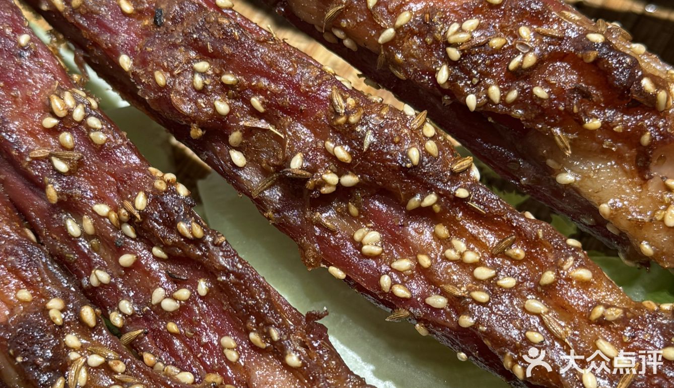 周末和朋友来淄博玩 没忍住今天尝试了一下🍢