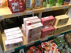 零售区-良品铺子(白云新世界店)
