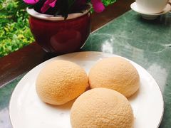酥皮牛奶包-金玉满堂潮州酒楼(无限极荟购物广场店)