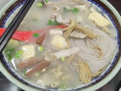 -冯鑫记南京鸭血粉丝汤(来燕路店)