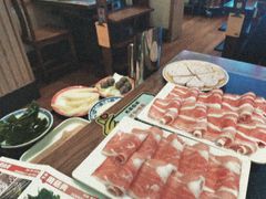 -沸炉重庆老火锅(军事博物馆店)