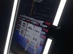 -PLAY HKPOP全息偶像演唱体验馆(威灵顿广场店)