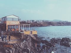 -Cafe Aewol Monsant
