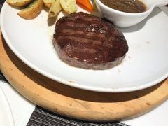 -斗牛士牛排餐厅(嘉里汇店)