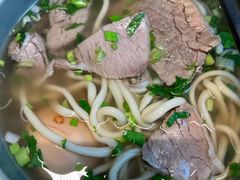 -臻老板牛肉面(光华路SOHO店)