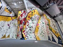 -问山MountQuest攀岩馆