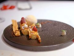 咸蛋黄冰淇淋配咸蛋黄芝士蛋糕-王品牛排(杭州大厦店)