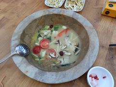 -云南野生菌石锅鱼石锅鸡(大金塔店)