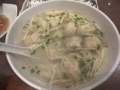 鲜肉小馄饨-东泰祥生煎馆(长宁路店)