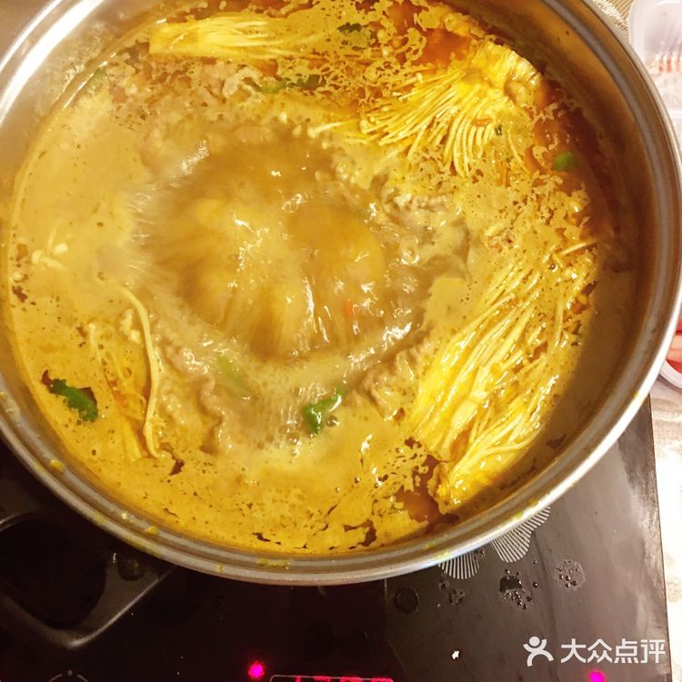 买肉也可以，这次买了好多不同口味的火锅底料