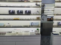 -视野联行眼镜·蔡司·控优点授权(长白万象汇店)