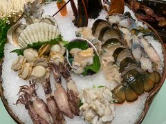 -红鼎豆捞·非遗鲍皇汤火锅(宝丰路店)