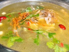 -乙丙丁正宗昭通天麻火腿鸡(总店)