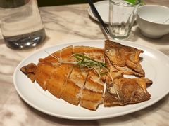 传统香煎咸鲈鱼-汤城小厨•粤菜•靓汤(西直门凯德MALL店)