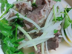 -伊带伊路新疆美食府(呼家楼店)