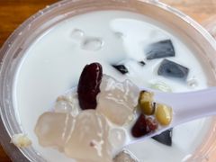 椰子水清补凉-清爽清补凉