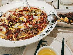 -江渔儿酸菜鱼(曜一城店)