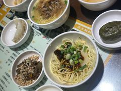 -正一涵老味道名小吃(广汉总店)