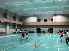 -莘城学校羽毛球馆