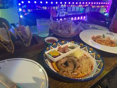 -Famous肥猫墨西哥音乐餐吧(五棵松华熙LIVE店)