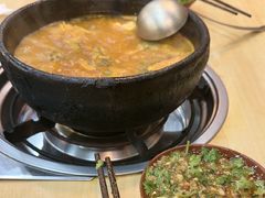 -钱摊摊安顺夺夺粉火锅(宏大广场店)