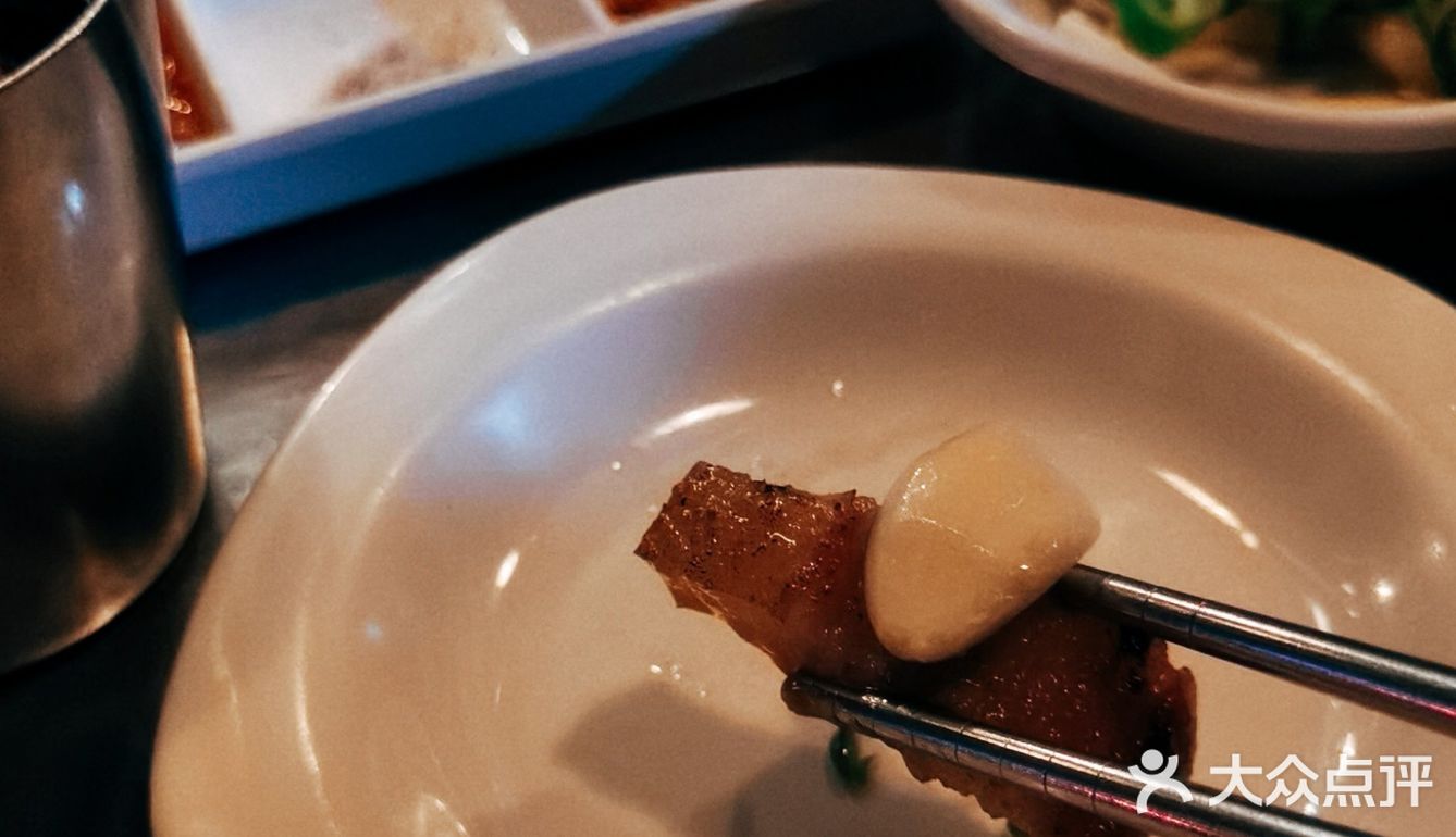 街边氛围感满点的烤肉店推荐