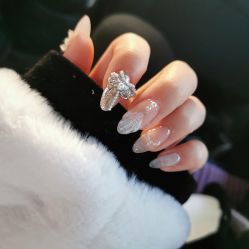 -ZX·美睫设计师汇聚店