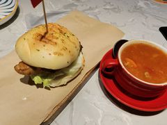 -必胜客(上地华联店)
