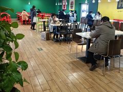 用餐区-麦当劳(季平店)