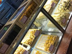 面包甜点陈列柜-南宋胡记(杭州体育场路店)