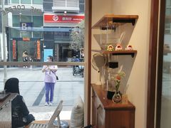 -Line 咖啡(石厦花园店)