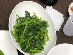 -几个木匠匠人厨房