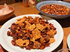 -双流老妈兔头(荟聚店)