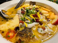 -花溪雨·森林餐厅(石基店)