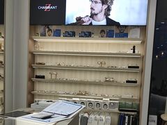 -无界眼镜MaxLess(南翔印象城店)