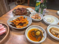-草家酱蟹炭火烤肉店(珲春南路一店)