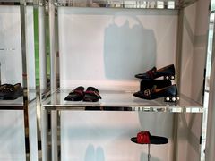 -Gucci(首创奥特莱斯店)