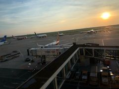 -上海浦东国际机场-T2航站楼
